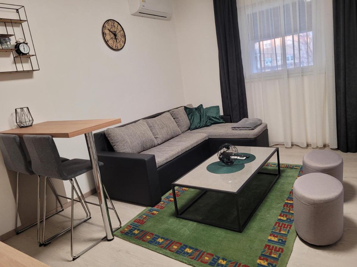 Apartament Kod Dide - Entry With Pin 0-24H Slavonski Brod Zewnętrze zdjęcie