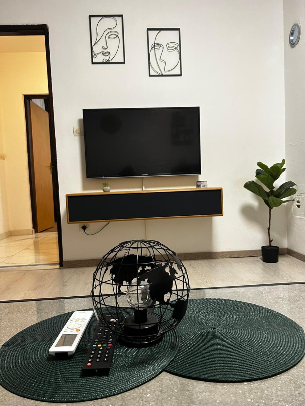 Apartament Kod Dide - Entry With Pin 0-24H Slavonski Brod Zewnętrze zdjęcie